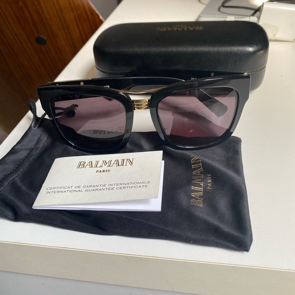 ‼️SOLD‼️Balmain sunglasses - Picture 5 of 10